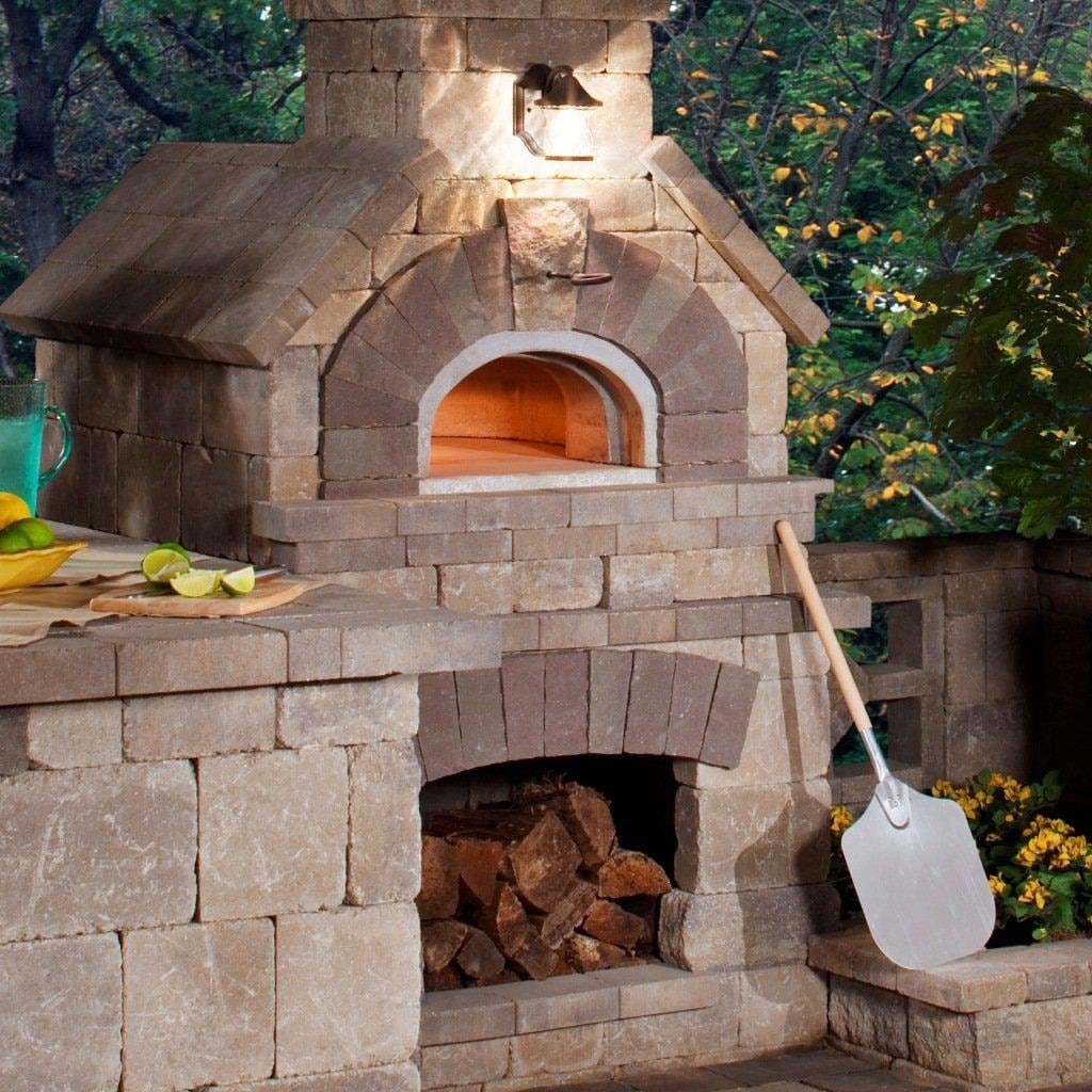 Wood Fired Brick Pizza Oven and Brick BBQ Grill  Brick pizza oven, Brick  bbq, Brick pizza oven outdoor